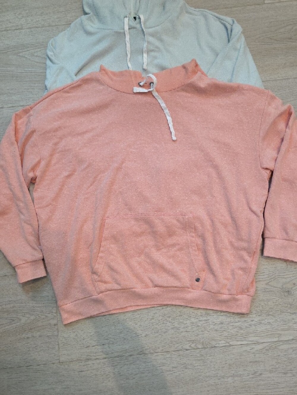Volcom Hoodies Casual Pullover Sweatshirt Duo - Peach and Light Mint - Picture 2 of 3